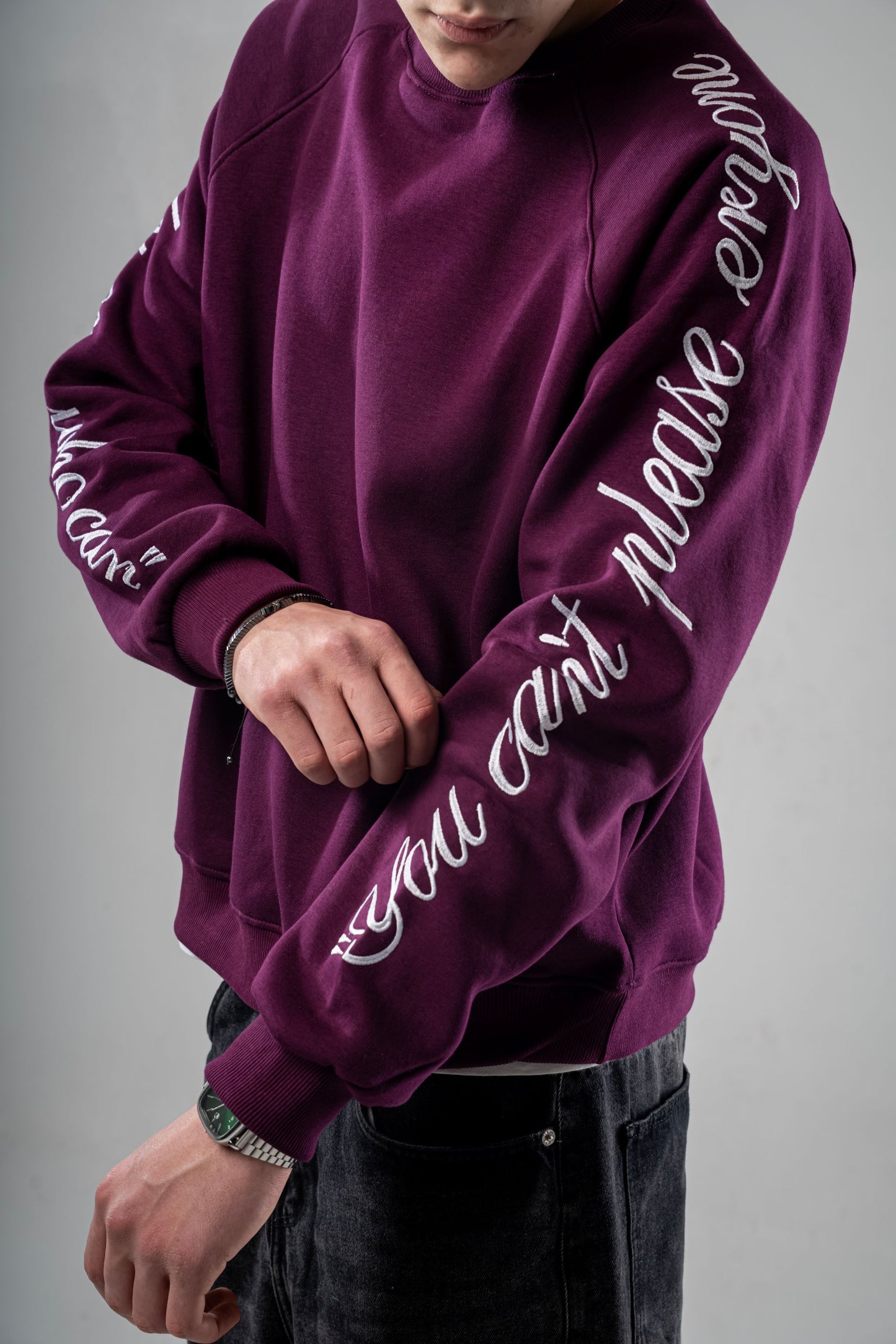 CREW-NECK EMBROIDERY PURPLE